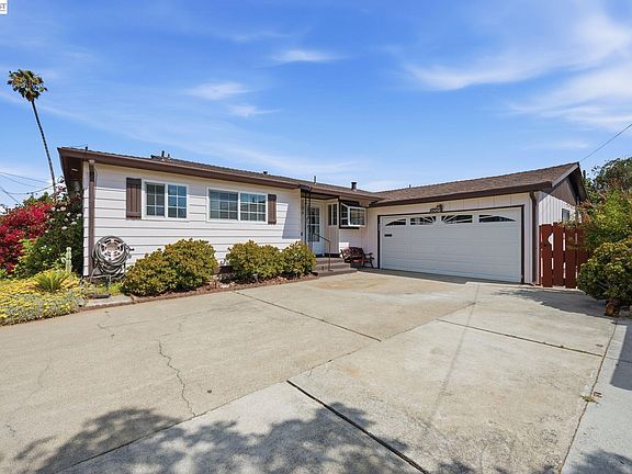 2nd image of 35458 Orleans Dr