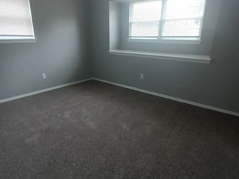 3221 Greenbrier Ter — Photo 17