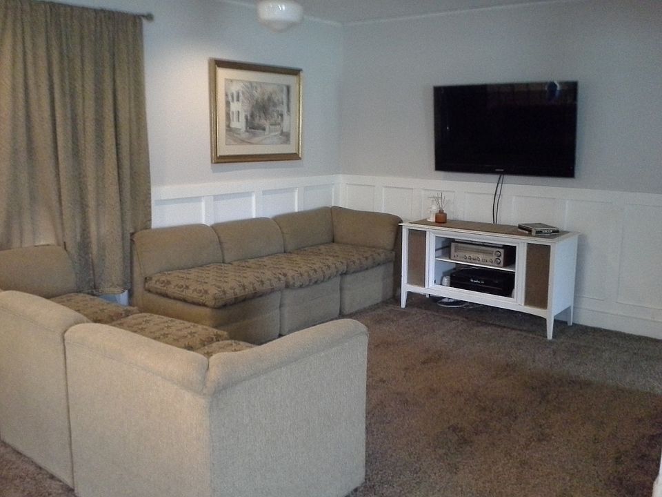 2nd image of 1602 Gambrell St