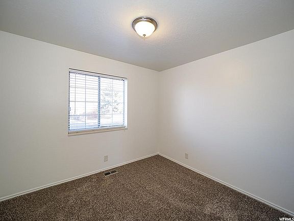 5th image of 1166 E Center St