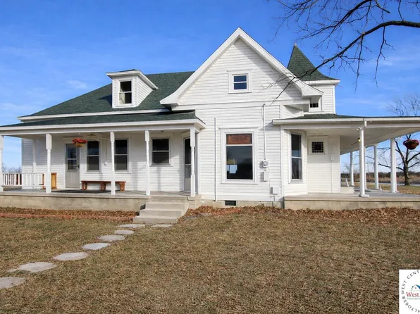 22160 Main St, Weaubleau, MO 65774