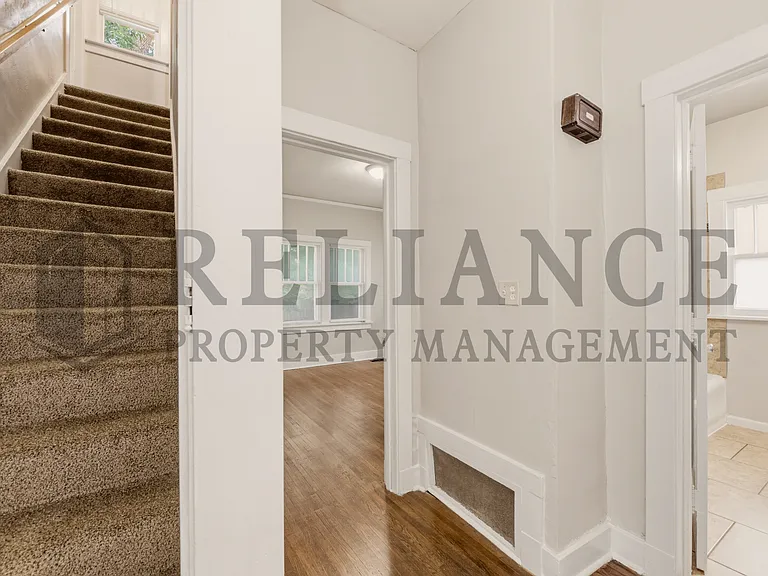 525 S Chautauqua Ave — Photo 37