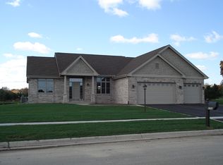 6598 Deer Isle Dr, Cherry Valley, IL 61016