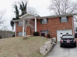 453 Sevier St, Hixson, TN 37343