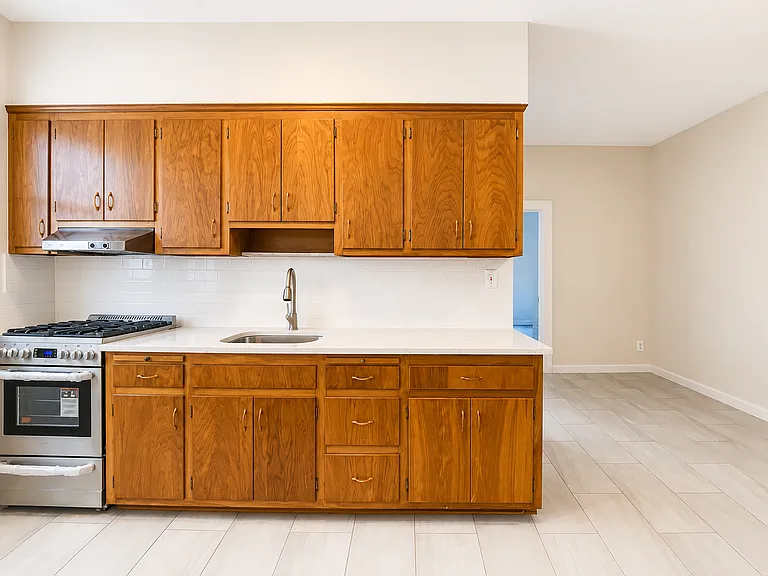 23-89 27th St #1 — Photo 2