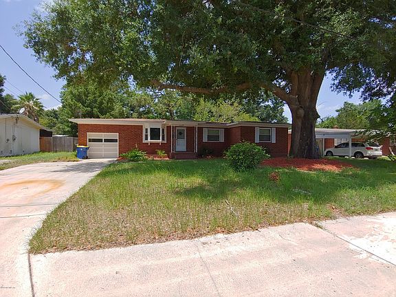 2nd image of 6241 Pine Cove Ln