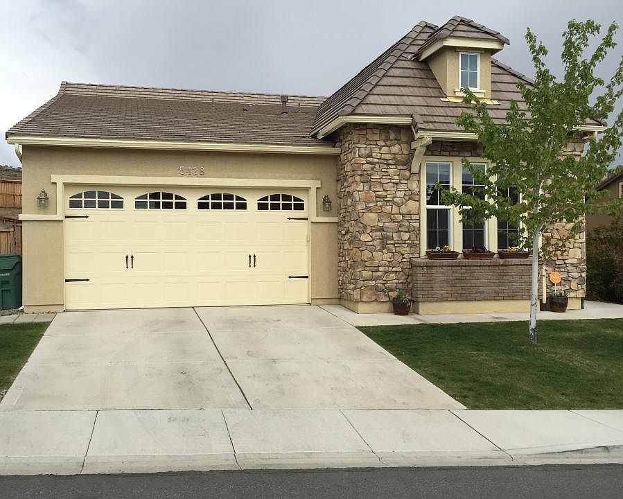 Desertstone Drive