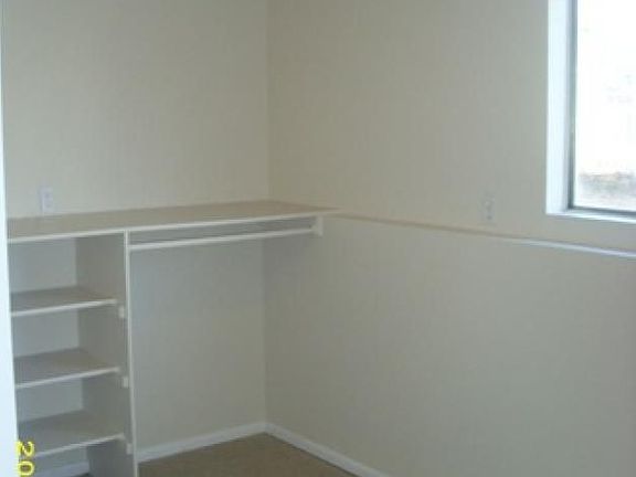 2nd image of 365 E Mangum Rd