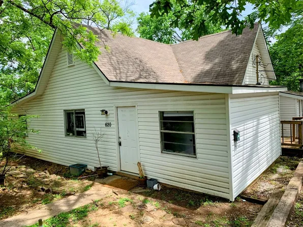 620 N Leverett Ave APT A, Fayetteville, AR 72701
