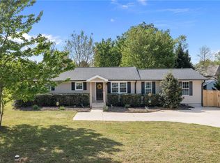 1066 S 3rd St, Mebane, NC 27302
