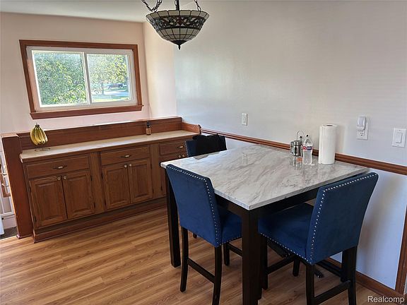 4th image of 31114 Roan Dr