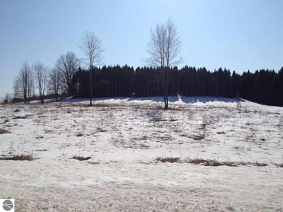 2nd image of 0 E 14th Rd