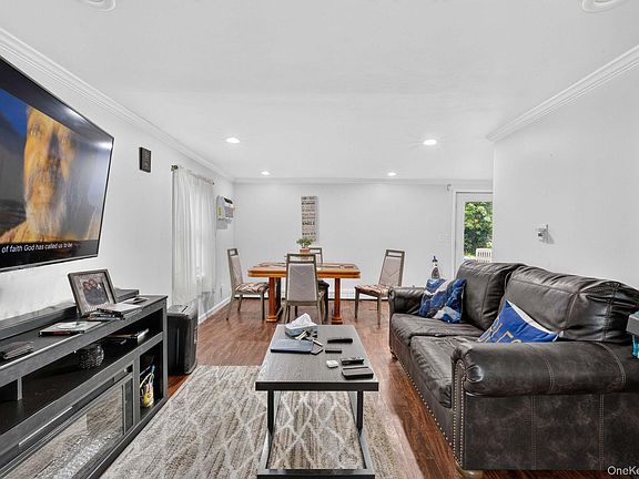 4th image of 81 S Bedford Avenue