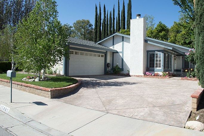 1st image of 25885 Fenda Way