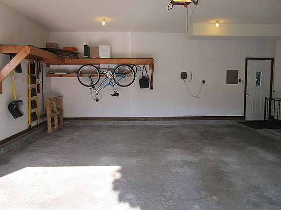 4th image of 12188 120th Ave