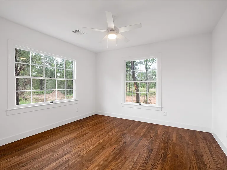 251 Foothill Rd — Photo 21