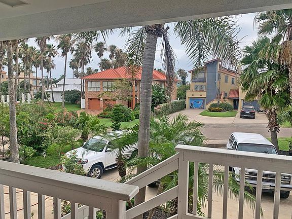 5th image of 5907 Laguna Cir N