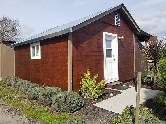 2nd image of 580B Helman Ln