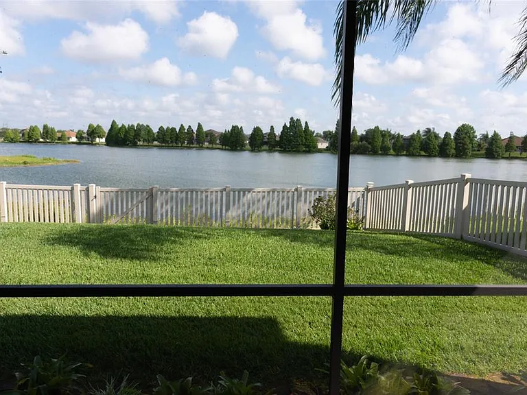 2504 Ladoga Dr — Photo 22