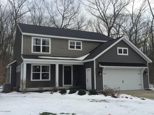 3177 Lighthouse Way, Saugatuck, MI 49453