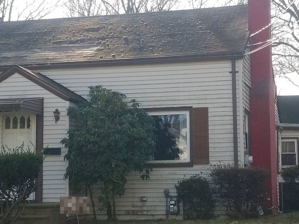 2nd image of 1391 Church St