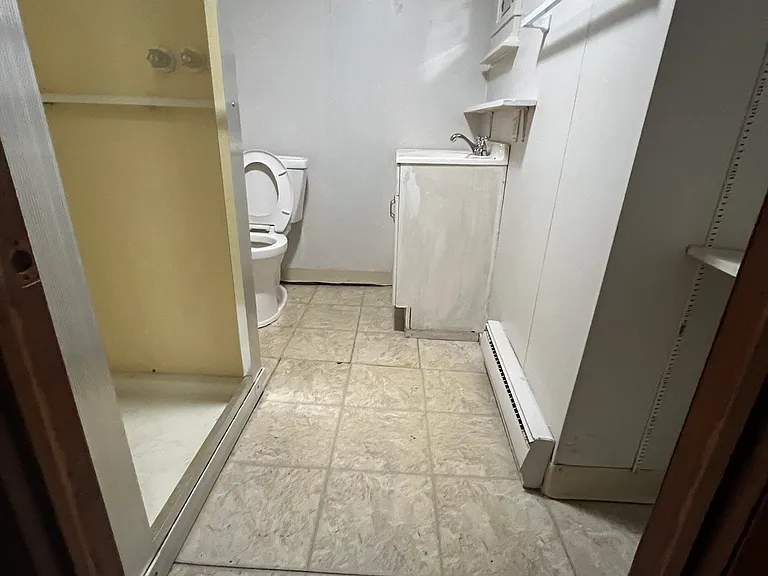 429 S Irving Ave #429 — Photo 6