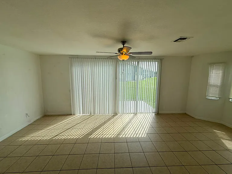 833 Caribbean Dr #A — Photo 18