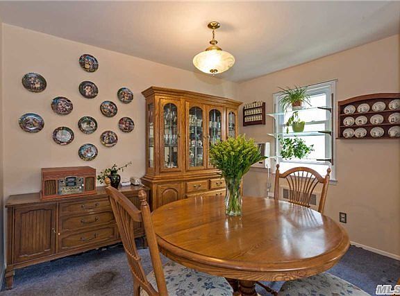 3rd image of 3359 Elliott Blvd