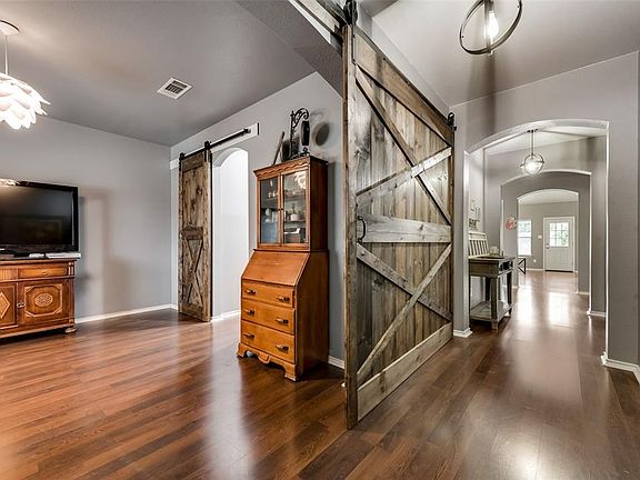 4th image of 12701 Old Macgregor Ln