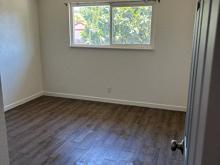 4739 Riosa Rd — Photo 3