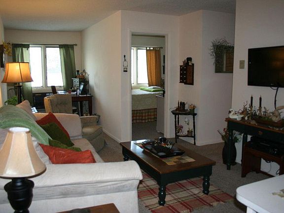 4th image of 510 E Cottage Grove Ave APT 2F