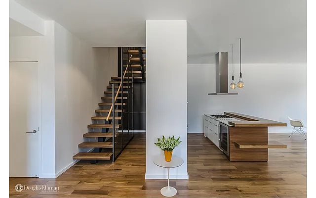 Rented by Douglas Elliman | media 16