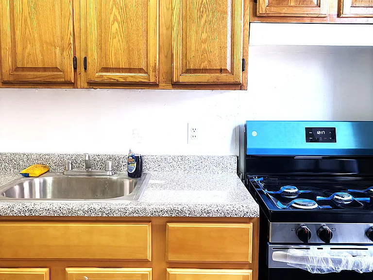 1111 Ocean Ave #507 — Photo 3