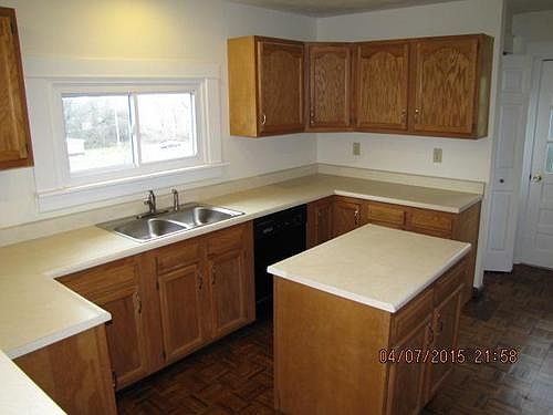 3rd image of 14 Northview Dr