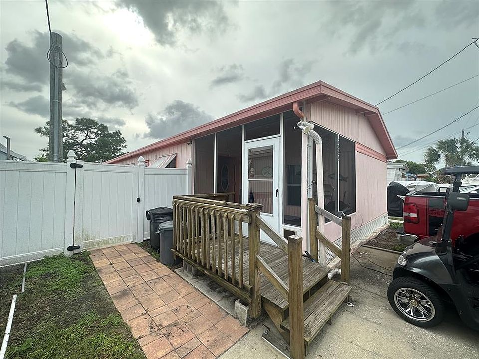 1st image of 6838 Heron Ln