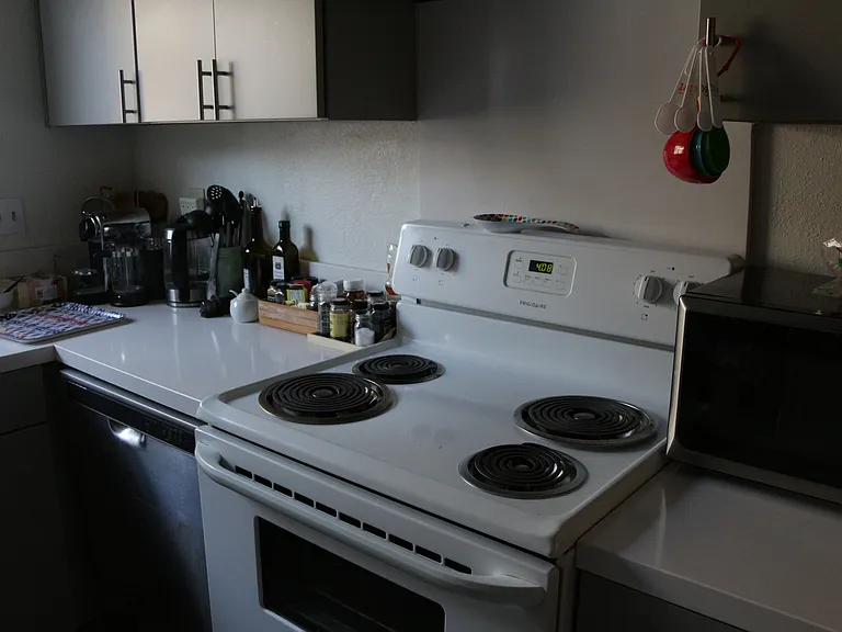 7869 Camino Huerta — Photo 16