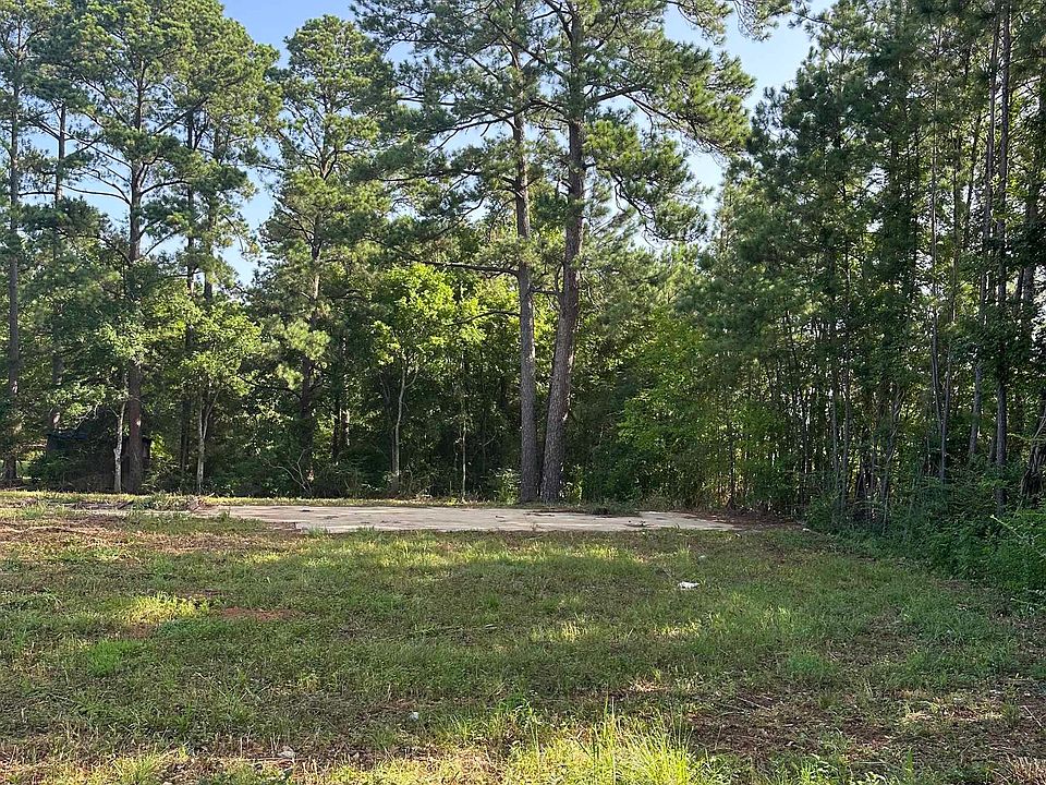 1st image of 4005 Forest Ln