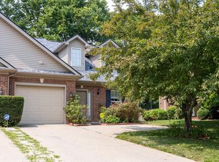 910 Literary Cir, Lexington, KY 40513