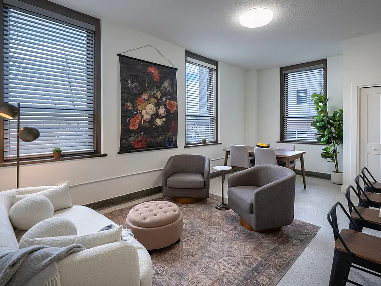 St Joseph Apartments — Photo 27