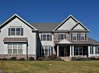 3974 Hillcrest Dr, Furlong, PA 18925