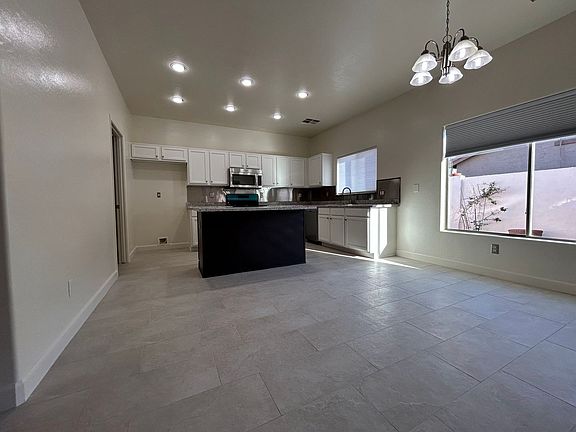 5th image of 2725 E Longhorn Pl