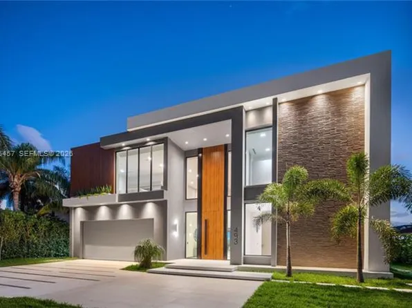 493 Holiday Dr #0, Hallandale, FL 33009