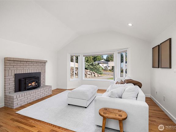 5th image of 14609 142nd Avenue SE