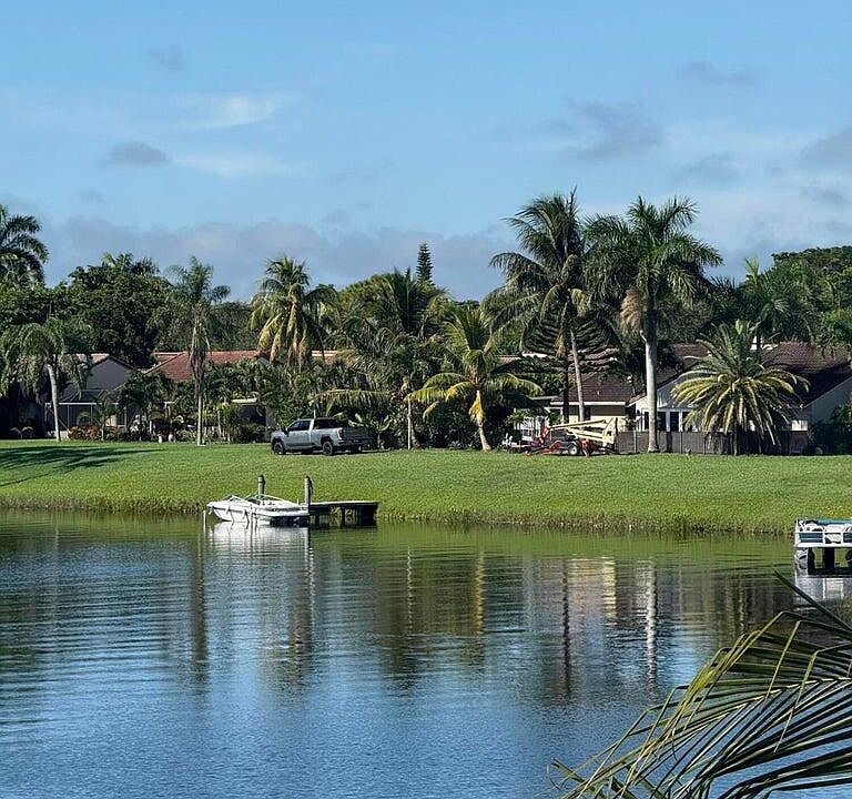 1st image of 1740 NW 20th Ave Avenue #103