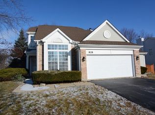 828 Medford Dr, South Elgin, IL 60177