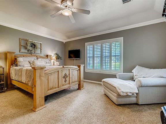4th image of 108 Westlake Woods Dr