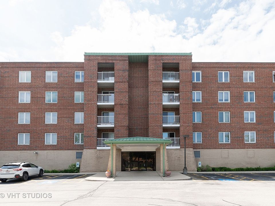 1st image of 6211 Lincoln Ave Unit 506