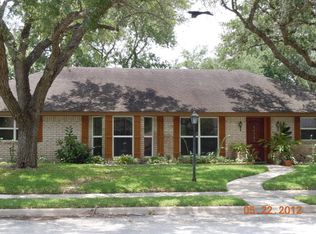 101 Hampshire St, Victoria, TX 77904