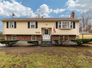 4 Bow St, Peabody, MA 01960