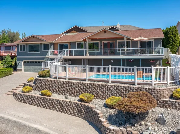 165 Coral Street, Manson, WA 98831